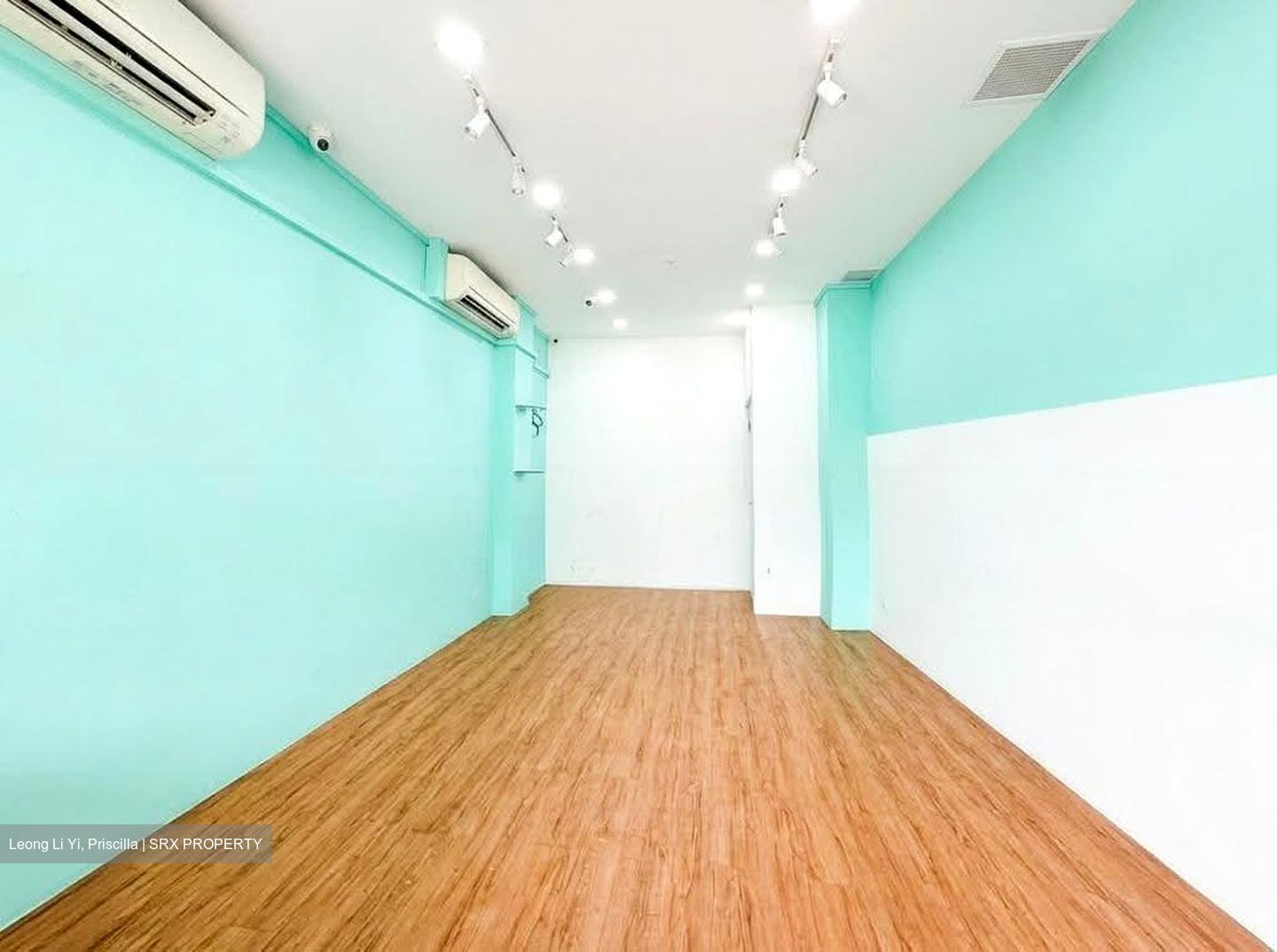Upper Serangoon Road (D19), Office #631804101